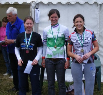 Elite womens podium: Ciara McManus, Cait Elliott, Orla McClean